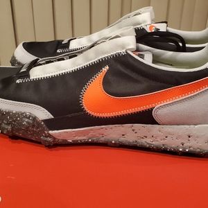 Nike Waffle Racer Crater